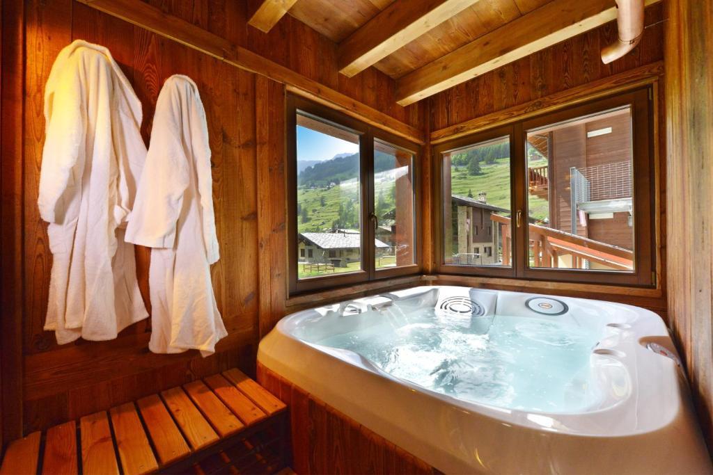 Hotel Le Petit Abri Шамполюк Екстер'єр фото